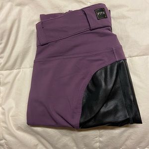 Purple FITS free flex breeches, size XS